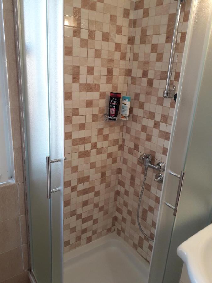 Apartments J&R Babara Biograd Na Moru Eksteriør billede