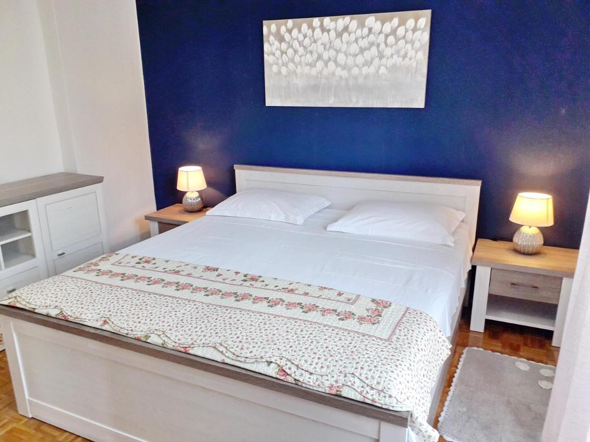 Apartments J&R Babara Biograd Na Moru Eksteriør billede