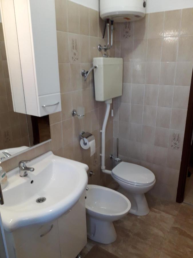 Apartments J&R Babara Biograd Na Moru Eksteriør billede