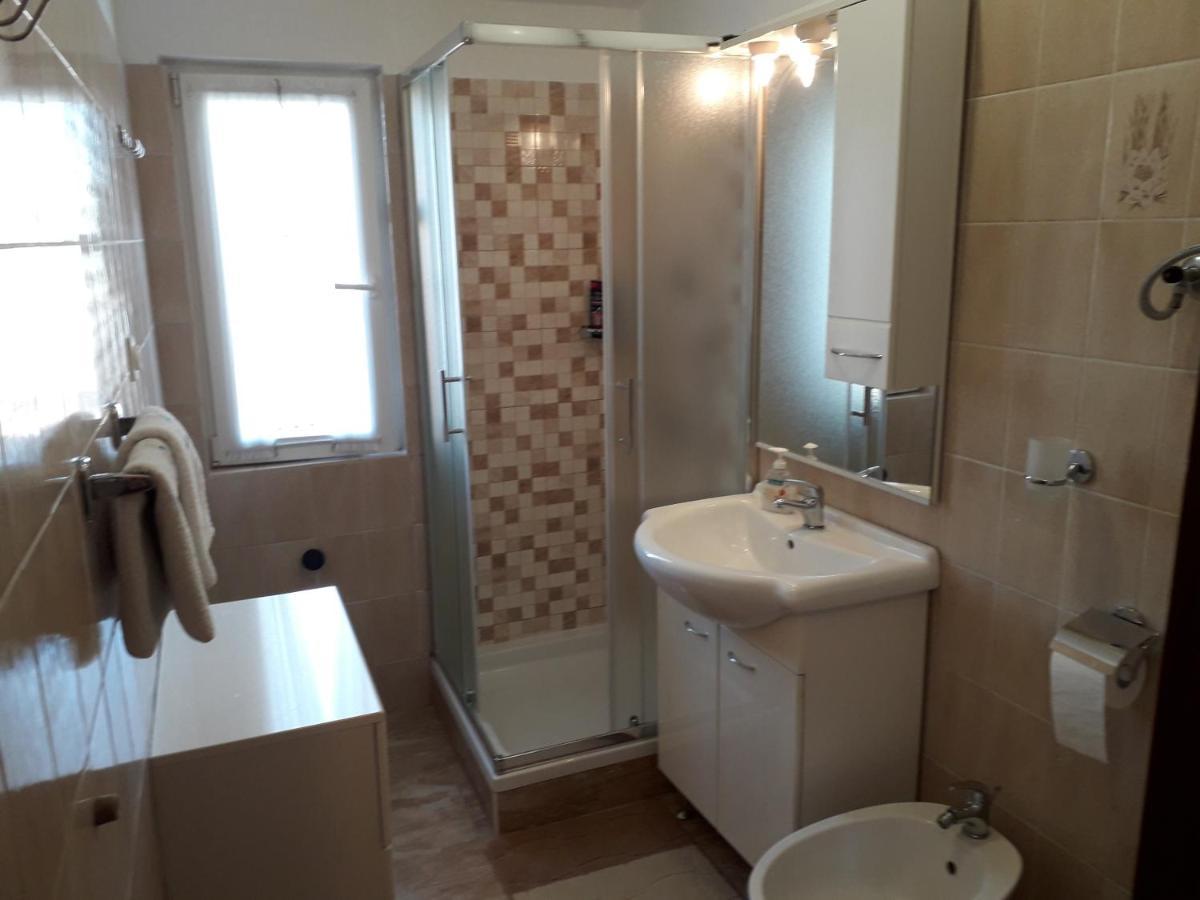 Apartments J&R Babara Biograd Na Moru Eksteriør billede