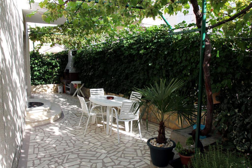 Apartments J&R Babara Biograd Na Moru Eksteriør billede