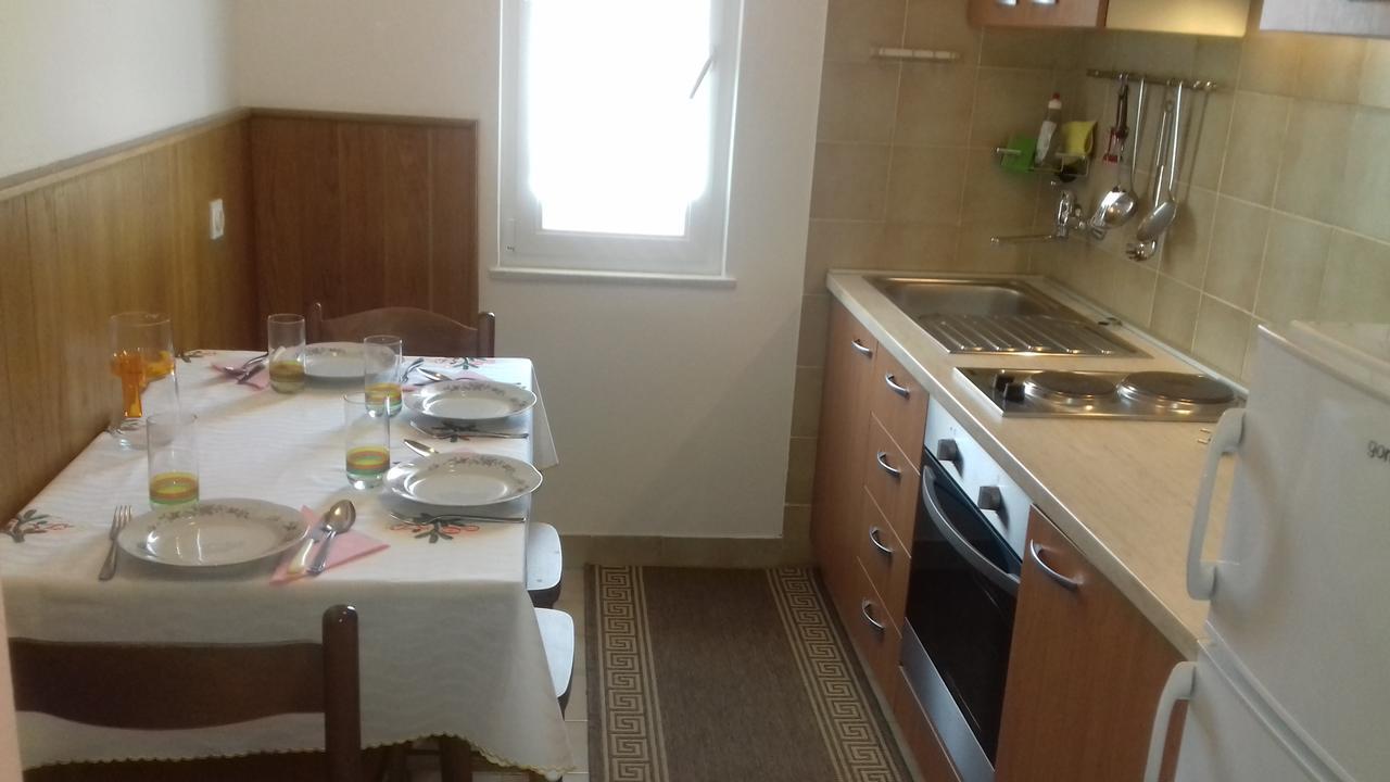 Apartments J&R Babara Biograd Na Moru Eksteriør billede